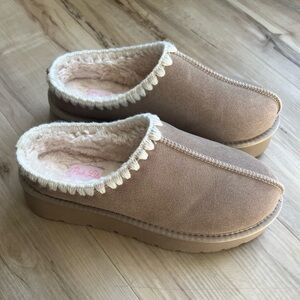 Platform slippers